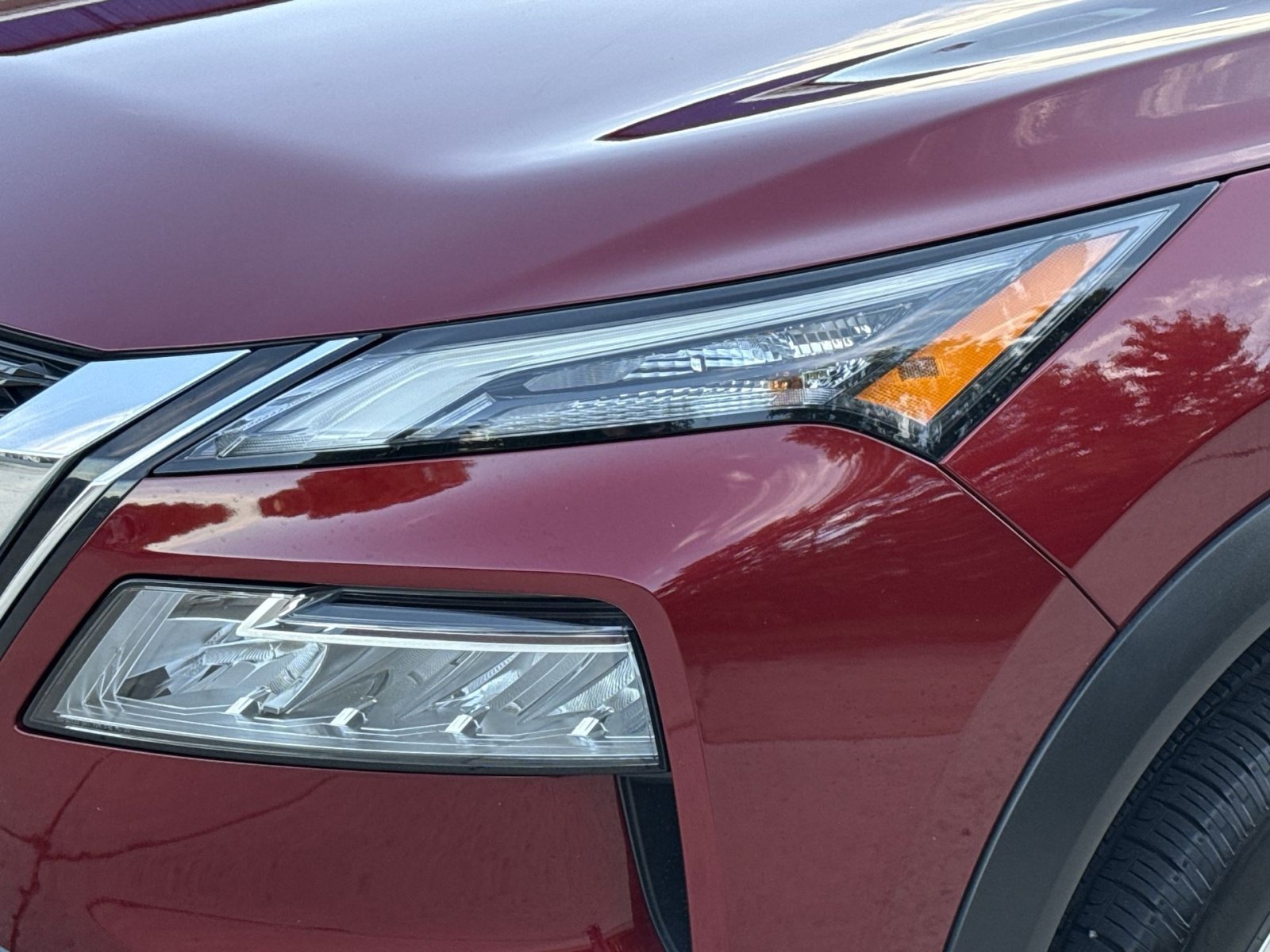 Used 2023 Nissan Rogue SV w/ SV Premium B Package FWD image 13