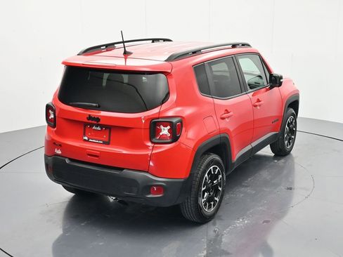 Used 2023 Jeep Renegade Latitude AWD/4WD image 32