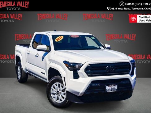 Certified 2025 Toyota Tacoma SR5 image 1