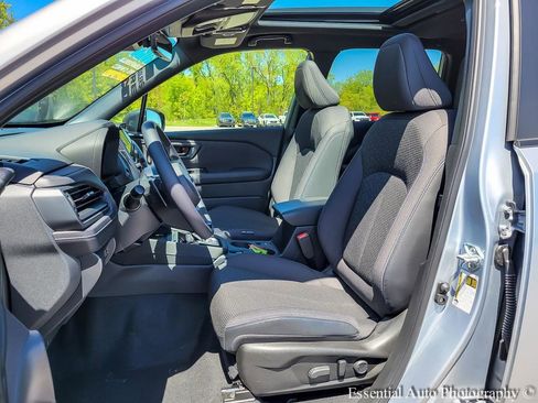 Certified 2025 Subaru Forester Premium AWD/4WD image 8