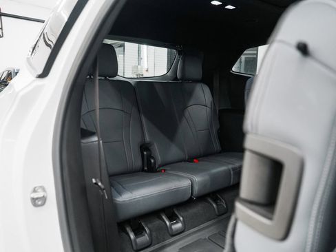 Used 2023 Buick Enclave Essence w/ Experience Buick Package image 36