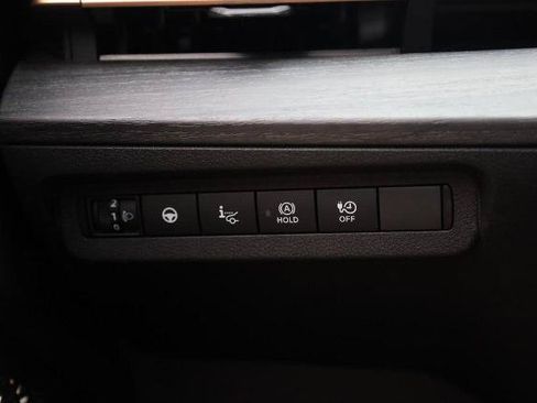 Certified 2023 Nissan Ariya FWD image 18