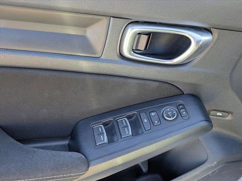 Used 2023 Honda Civic Sport image 6