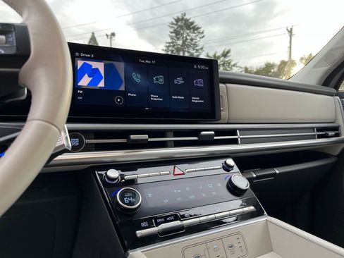 Used 2025 Hyundai Santa Fe SEL image 21