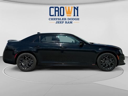 Used 2021 Chrysler 300 Touring L AWD/4WD image 2