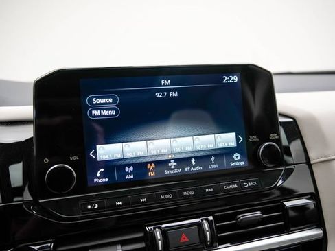 Used 2023 Nissan Pathfinder SL w/ SL Premium Package AWD/4WD image 24