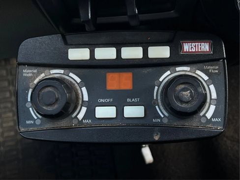 Used 2018 Ford F250 XLT w/ Snow Plow Prep Package AWD/4WD image 35