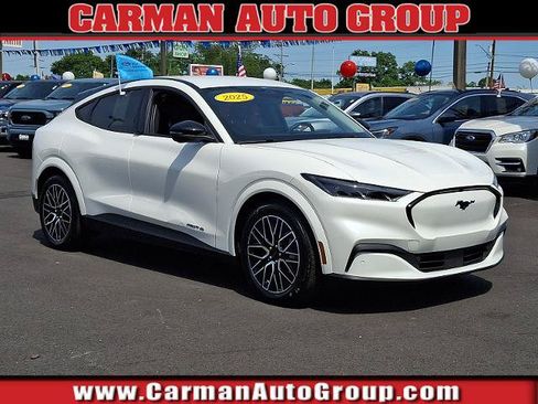 Certified 2025 Ford Mustang Mach-E Premium AWD/4WD image 1