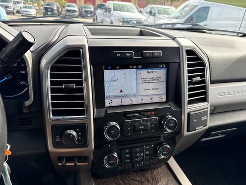 Used 2017 Ford F250 Lariat w/ Lariat Value Package image 18