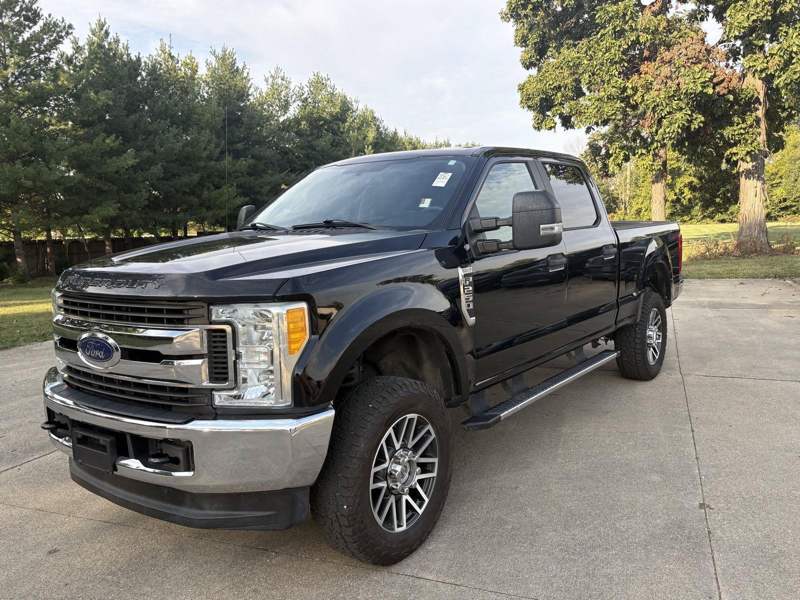 Used 2017 Ford F250 XL w/ STX Appearance Package AWD/4WD image 19