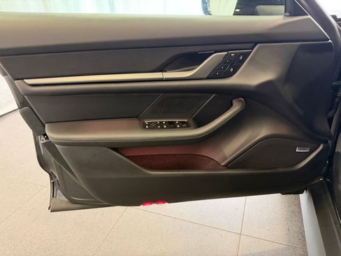 Certified 2025 Porsche Taycan AWD/4WD image 15