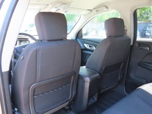 Used 2014 GMC Terrain SLE AWD/4WD image 13