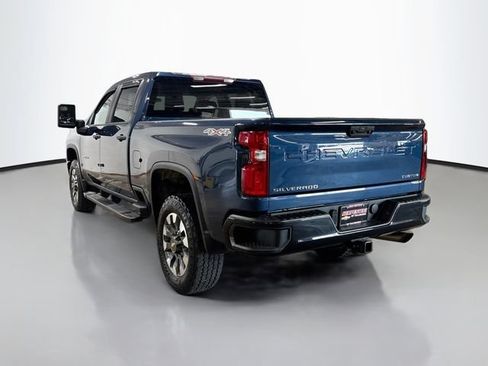 Used 2021 Chevrolet Silverado 2500 Custom w/ Custom Value Package AWD/4WD image 8