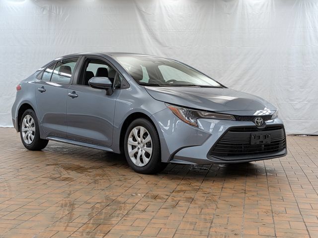 Used 2023 Toyota Corolla LE FWD image 1
