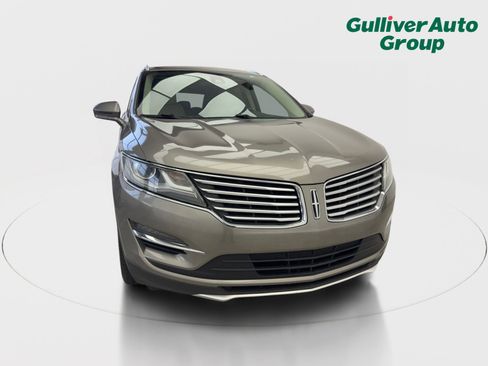 Used 2017 Lincoln MKC Reserve w/ Lincoln MKC Climate Package AWD/4WD image 9