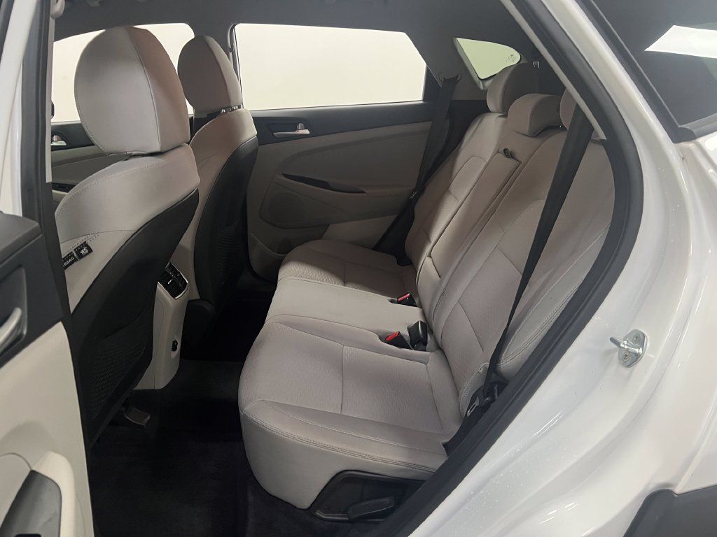 Used 2021 Hyundai Tucson SEL AWD/4WD image 26