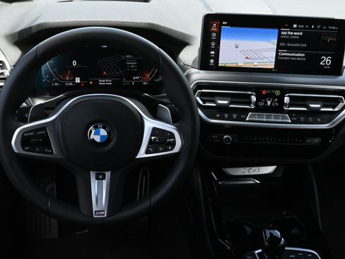 Used 2025 BMW X4 xDrive30i w/ Premium Package AWD/4WD image 16