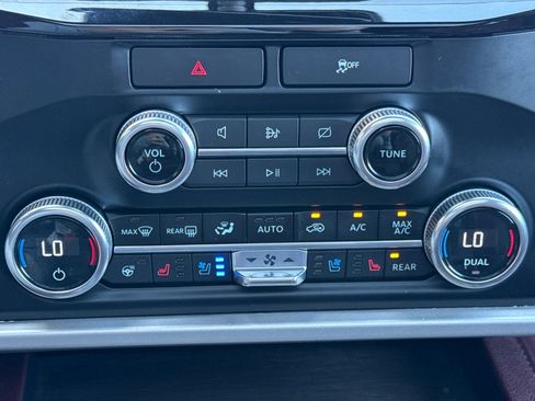 Used 2022 Ford Expedition Max Limited image 23