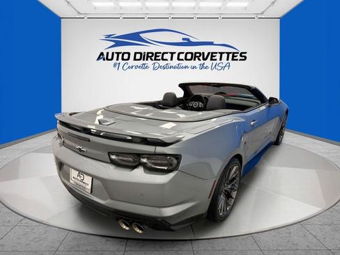 Used 2023 Chevrolet Camaro ZL1 RWD image 9