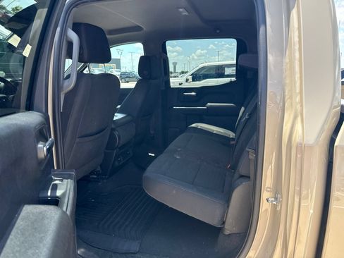 Used 2022 Chevrolet Silverado 1500 Custom Trail Boss w/ LPO, Dark Essentials Package AWD/4WD image 23