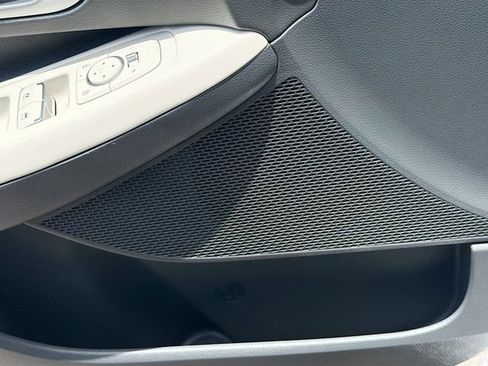 Certified 2025 Hyundai Sonata SE FWD image 18