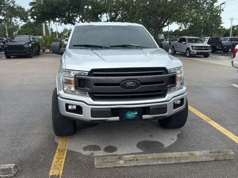 Used 2019 Ford F150 XLT w/ Equipment Group 302A Luxury RWD image 3