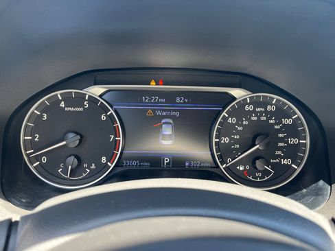 Used 2025 Nissan Altima 2.5 SV FWD image 35