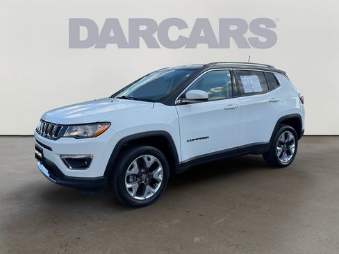 Used 2021 Jeep Compass Limited image 3