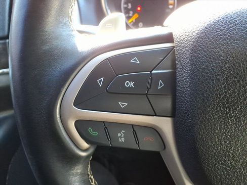 Certified 2017 Jeep Grand Cherokee Limited image 18