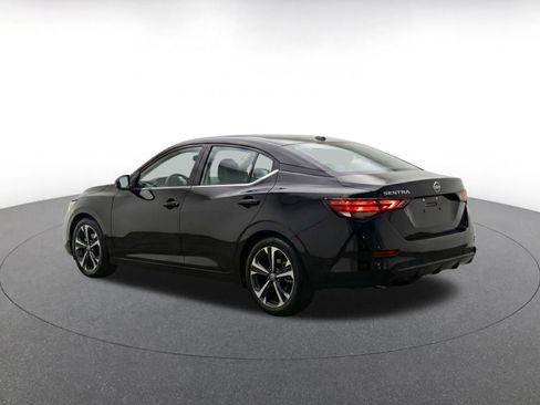 Used 2025 Nissan Sentra SV FWD image 7
