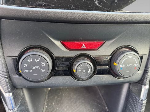 Used 2024 Subaru Forester Premium AWD/4WD image 17