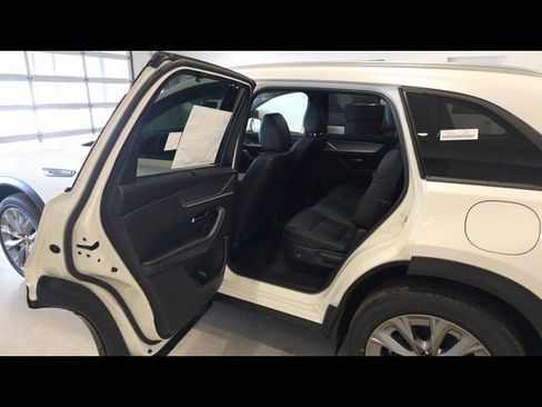 New 2026 MAZDA CX-90 3.3 Turbo w/ Preferred Package AWD/4WD image 39