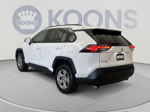 Used 2024 Toyota RAV4 XLE FWD image 7