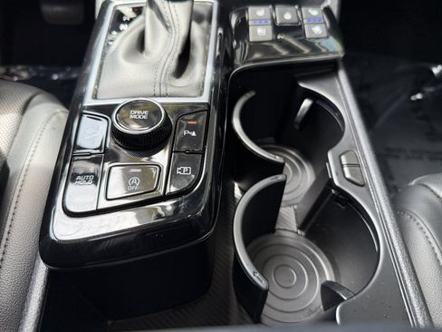 Used 2025 Kia Sportage SX FWD image 26