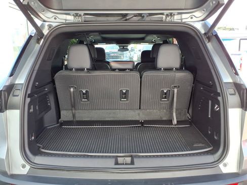 Used 2026 Chevrolet Traverse Z71 w/ LPO, Floor Liner Package AWD/4WD image 20