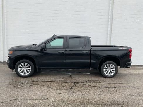 Used 2024 Chevrolet Silverado 1500 Custom image 35