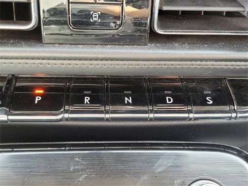 Certified 2021 Lincoln Nautilus Reserve image 20