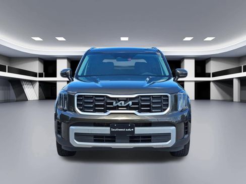 Used 2025 Kia Telluride S image 9
