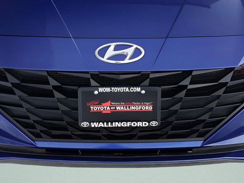 Used 2021 Hyundai Elantra SE image 8