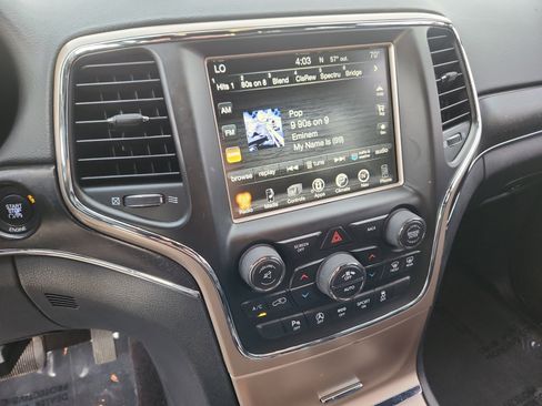 Used 2016 Jeep Grand Cherokee Limited w/ Trailer Tow Group IV image 13