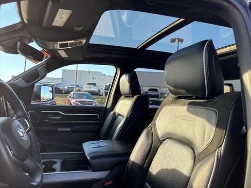 Used 2022 RAM 1500 Laramie AWD/4WD image 14