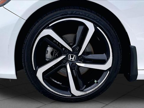 Used 2020 Honda Accord Sport image 11