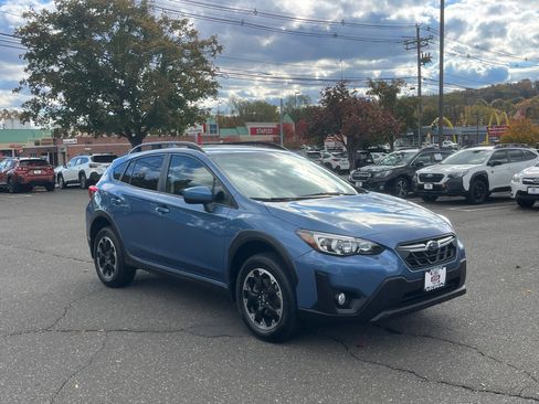 Certified 2023 Subaru Crosstrek 2.0i Premium image 6