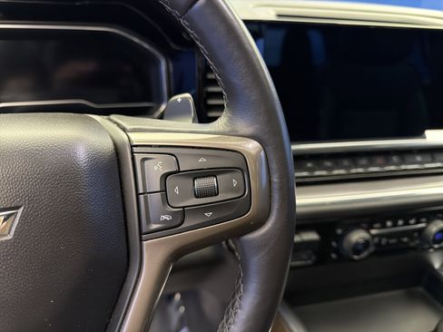 Used 2023 Chevrolet Silverado 1500 High Country w/ High Country Premium Package image 17