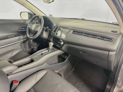 Used 2018 Honda HR-V EX-L image 31