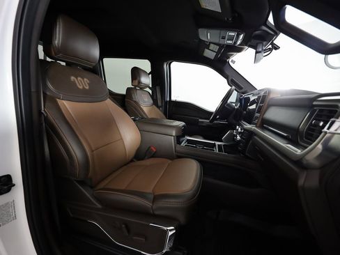 Used 2025 Ford F450 King Ranch w/ FX4 Off-Road Package image 13