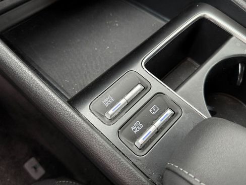 Used 2025 Hyundai Sonata SEL FWD image 17
