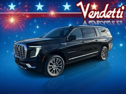 New 2026 GMC Yukon XL Denali w/ Sun & Power Step Package