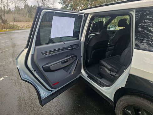 New 2026 Kia EV9 Land image 22