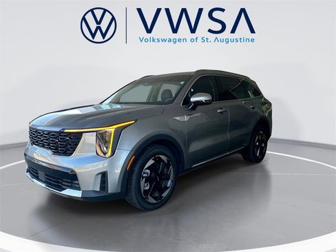Used 2025 Kia Sorento EX image 3